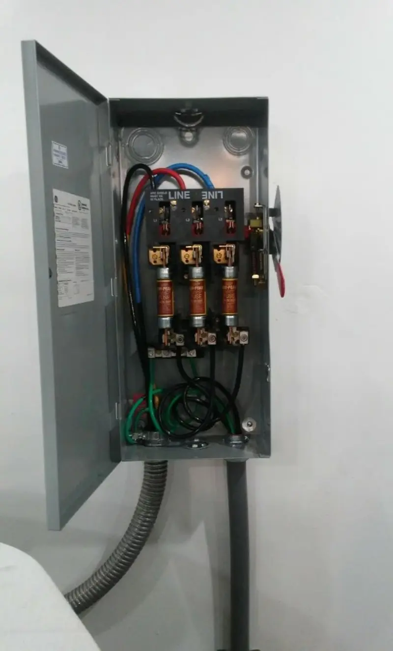 Three-phase disconnect switch installed for Electrical Wiring & Rewiring in Fairwood